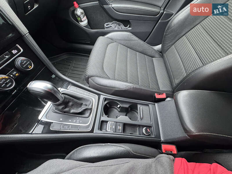 Volkswagen Golf 2015