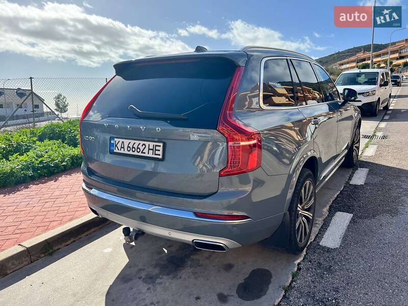 Volvo XC90 2019