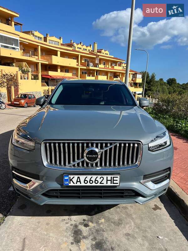 Volvo XC90 2019