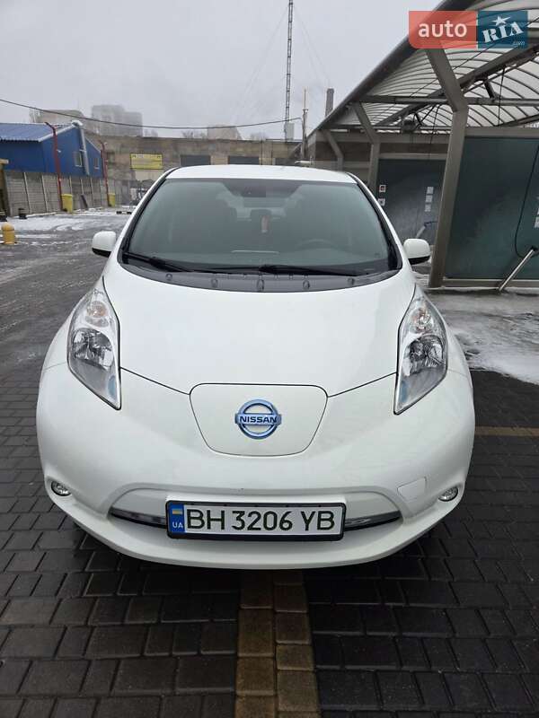 Nissan Leaf 2016