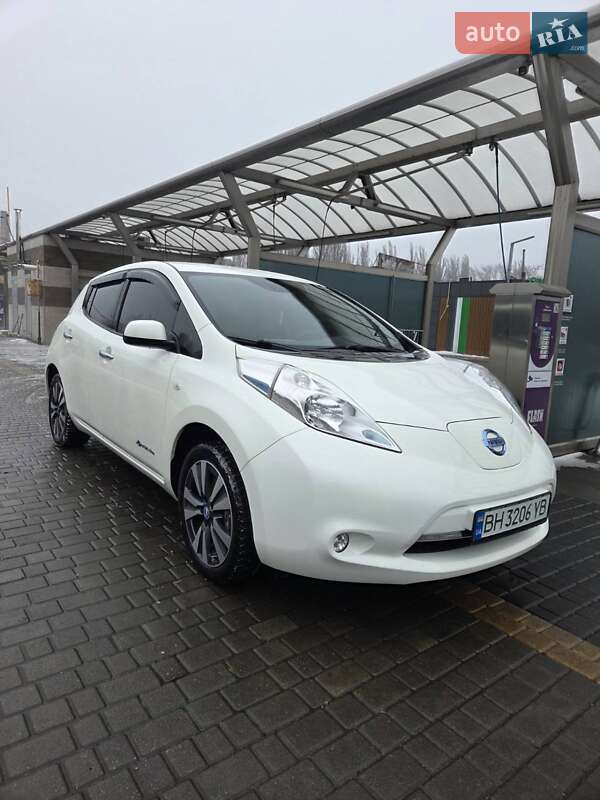 Nissan Leaf 2016