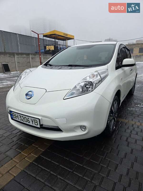 Nissan Leaf 2016