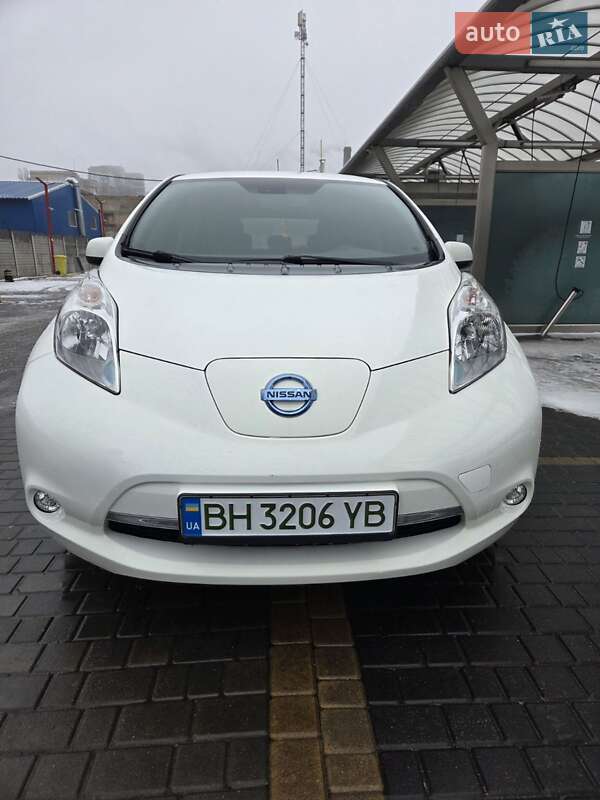 Nissan Leaf 2016