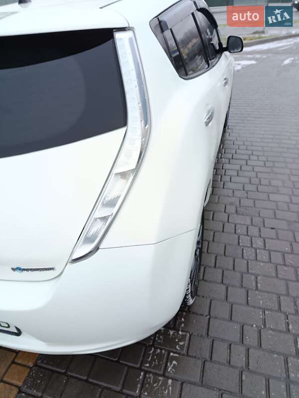 Nissan Leaf 2016