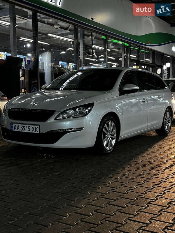 Peugeot 308 2015