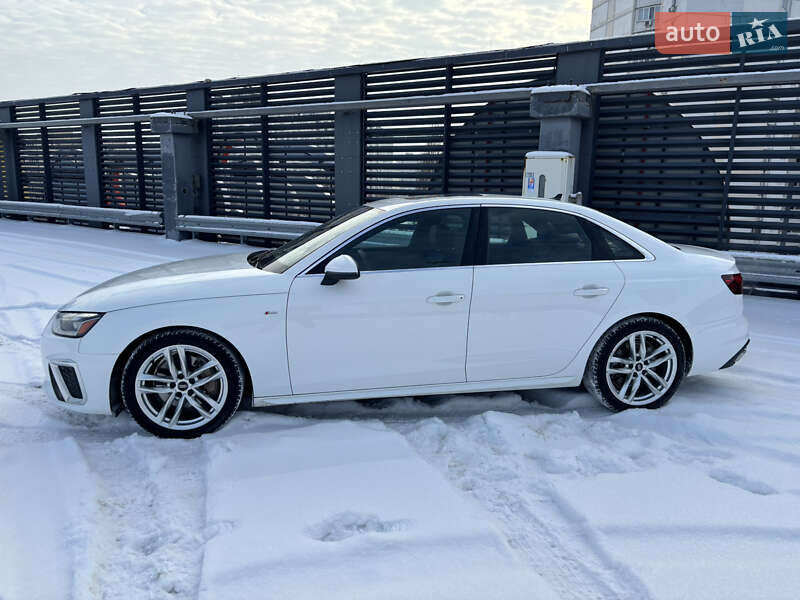 Audi A4 2022