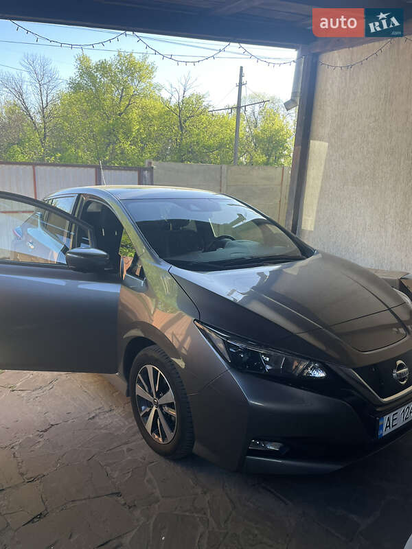 Nissan Leaf 2021