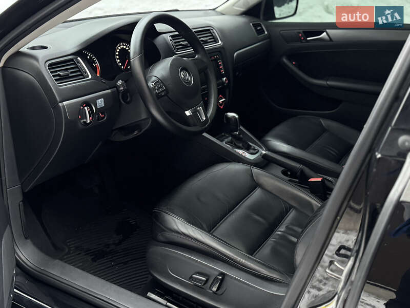 Volkswagen Jetta 2014