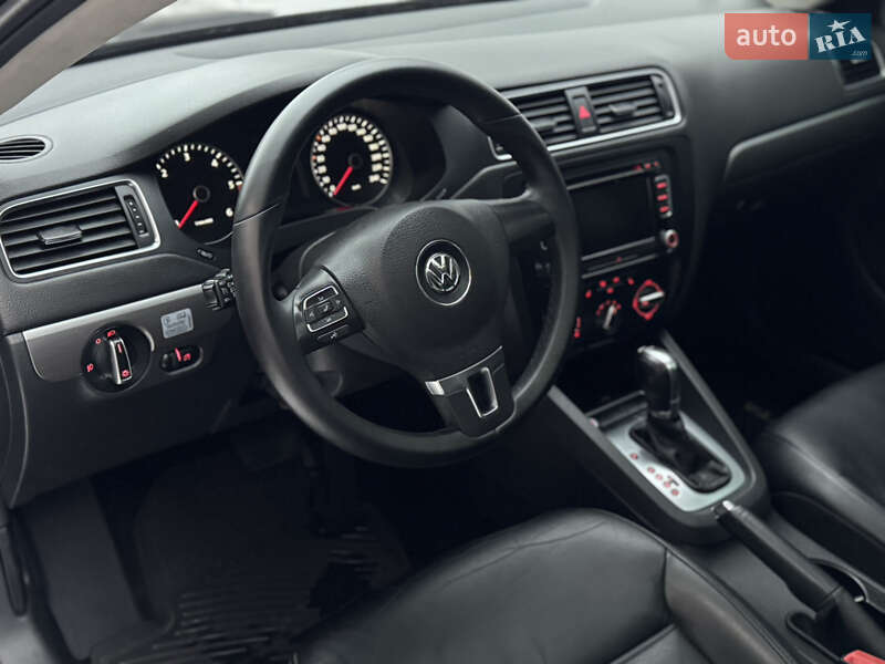 Volkswagen Jetta 2014