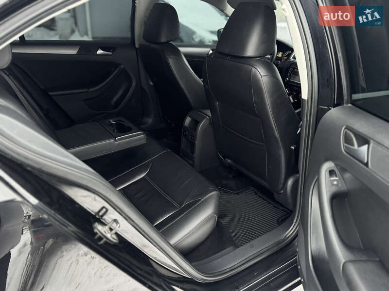 Volkswagen Jetta 2014