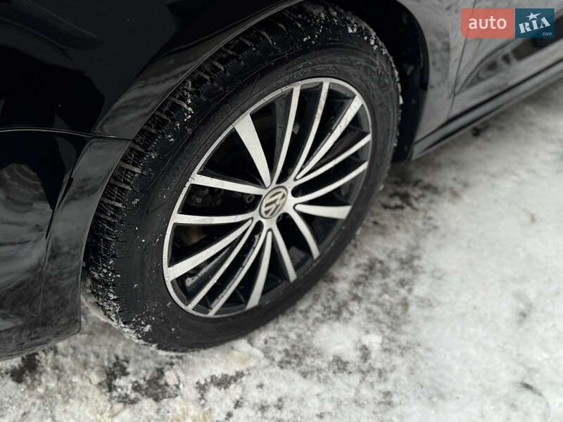 Volkswagen Jetta 2014