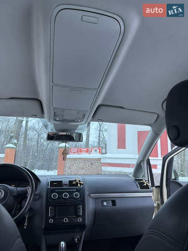 Volkswagen Touran 2014