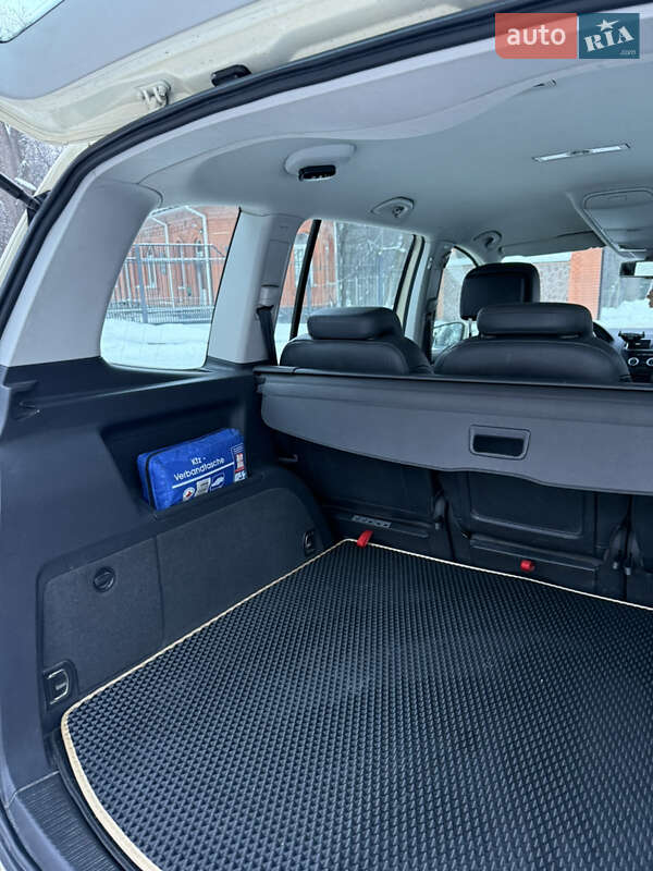 Volkswagen Touran 2014