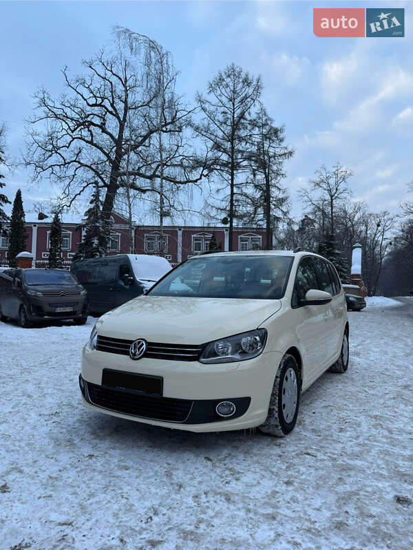Volkswagen Touran 2014