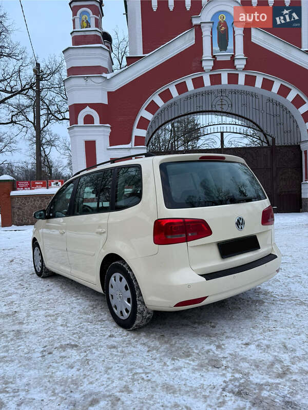 Volkswagen Touran 2014