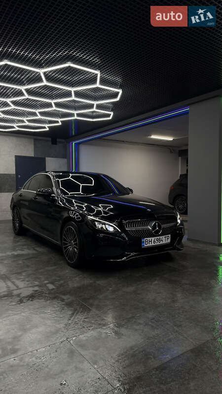 Mercedes-Benz C-Class 2017