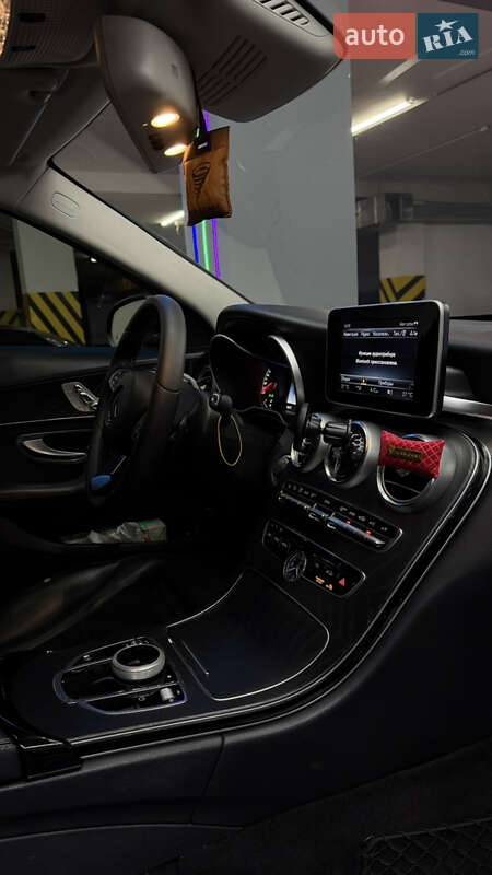 Mercedes-Benz C-Class 2017