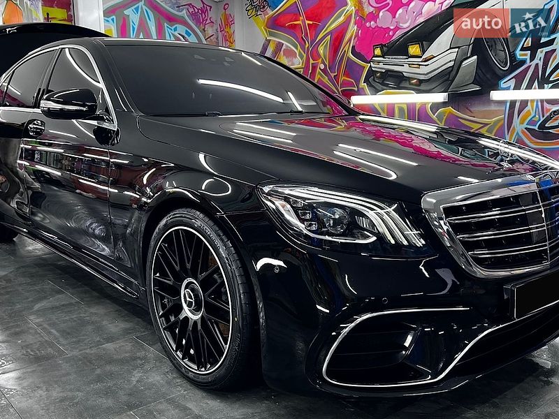 Mercedes-Benz-3