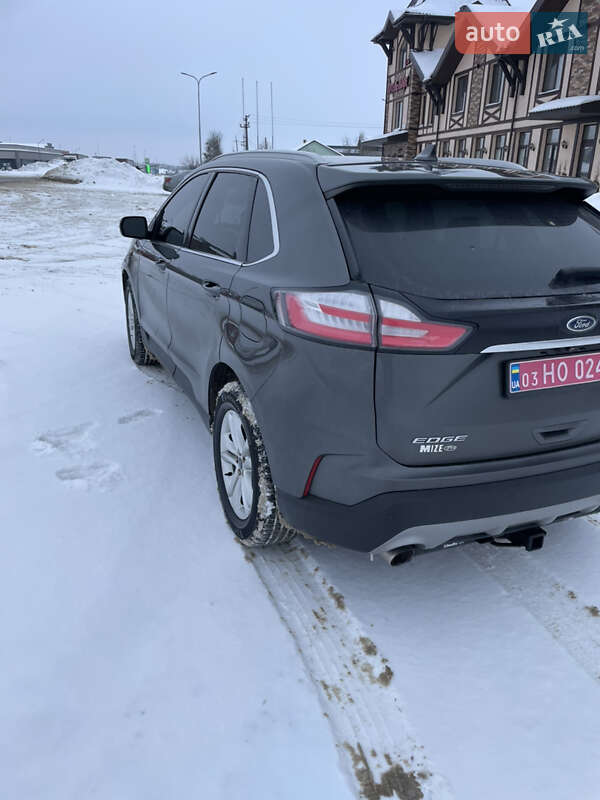 Ford Edge 2019