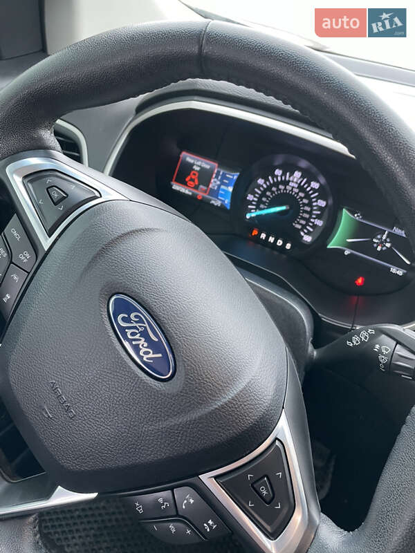 Ford Edge 2019