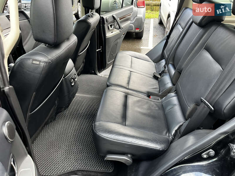 Mitsubishi Pajero Wagon 2013