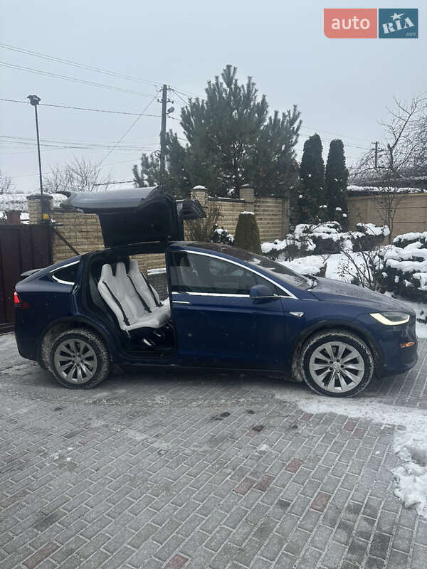 Tesla-3