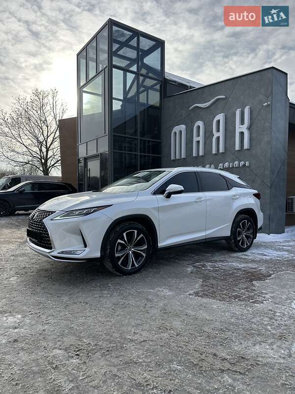 Lexus-18