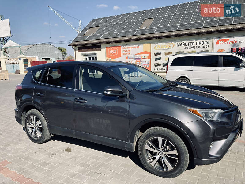 Toyota RAV4 2017