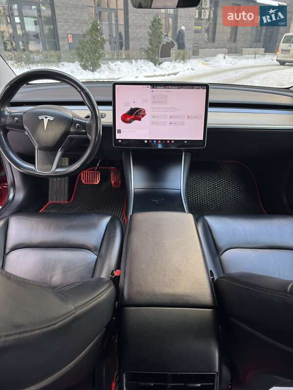 Tesla Model 3 2018
