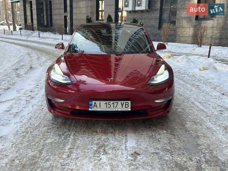 Tesla Model 3 2018