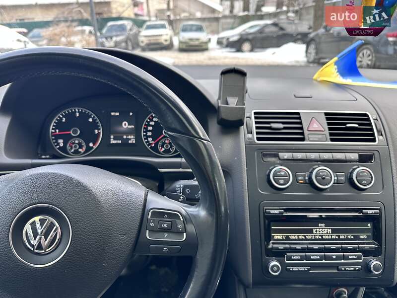 Volkswagen Touran 2014