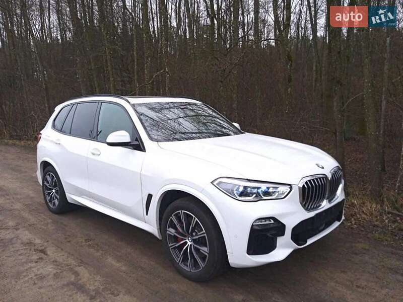 BMW X5 2021