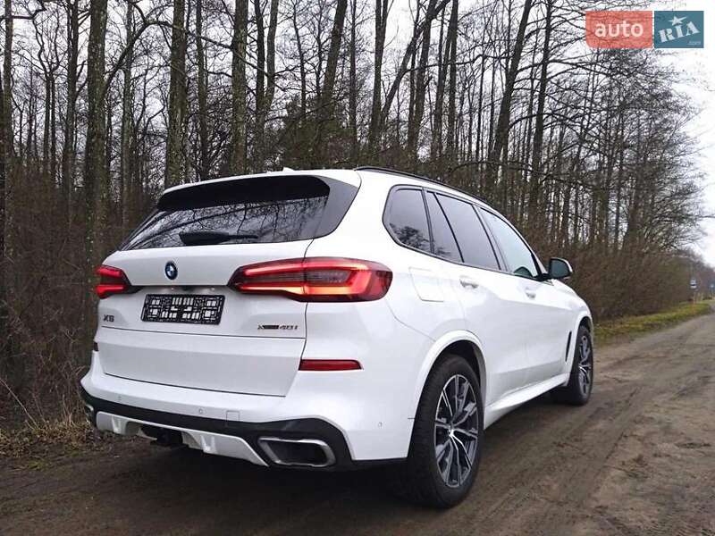 BMW X5 2021