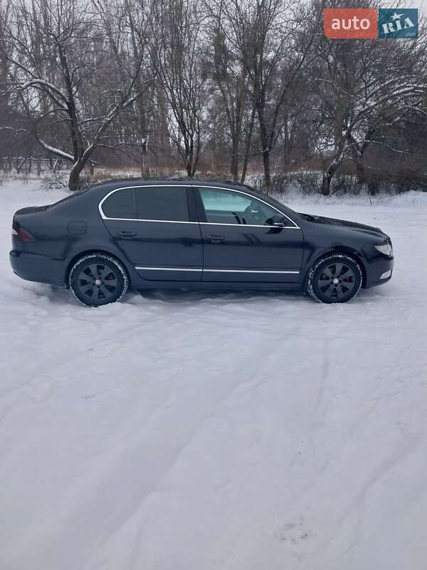 Skoda Superb 2012