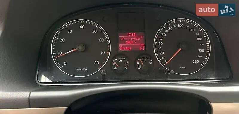 Volkswagen Touran 2009