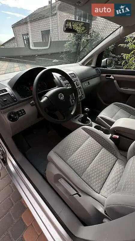 Volkswagen Touran 2009