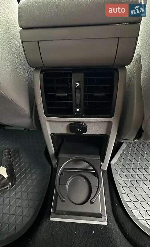 Volkswagen Touran 2009