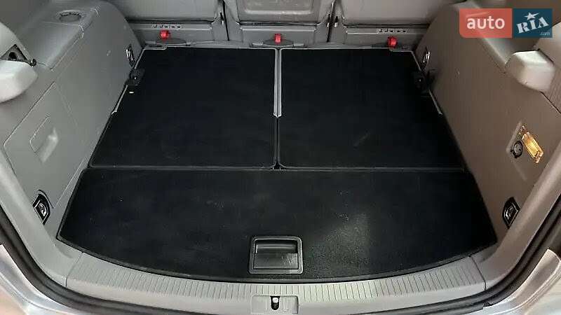 Volkswagen Touran 2009