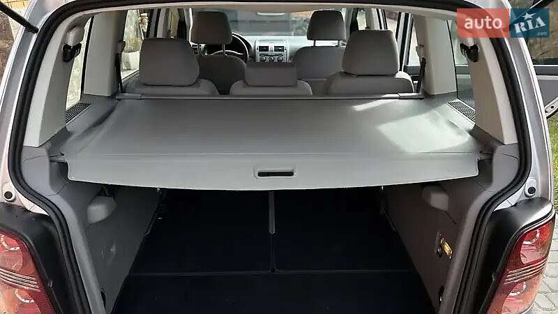 Volkswagen Touran 2009