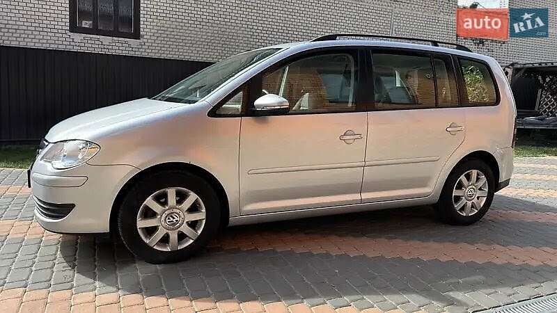 Volkswagen Touran 2009