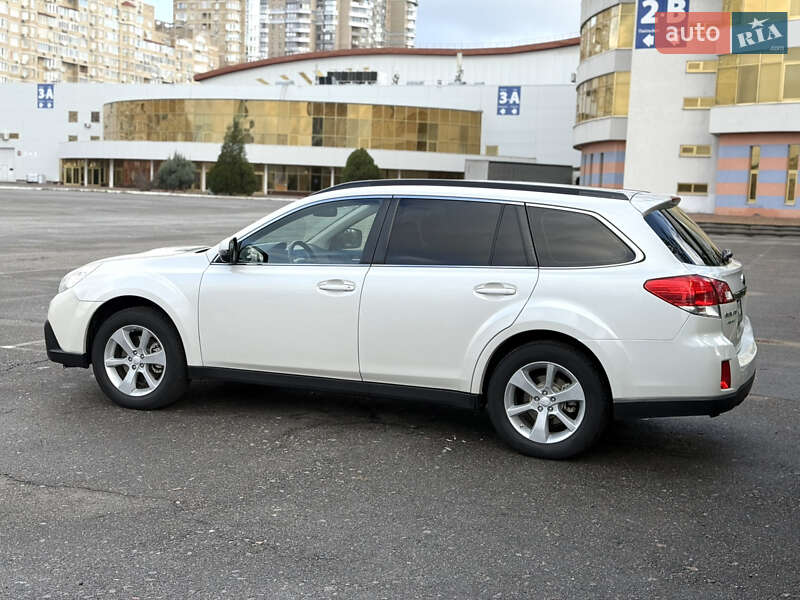 Subaru Outback 2013