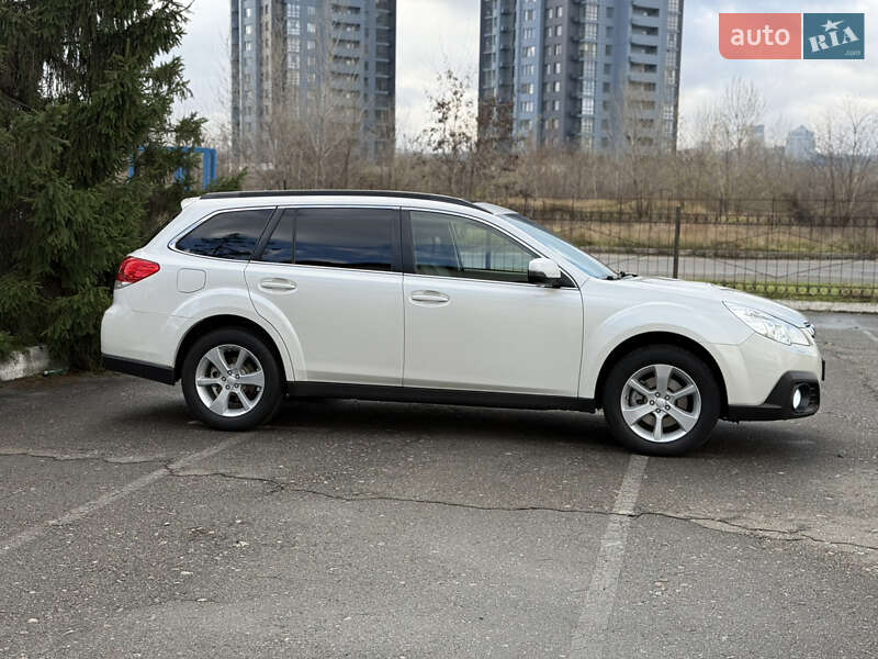 Subaru Outback 2013