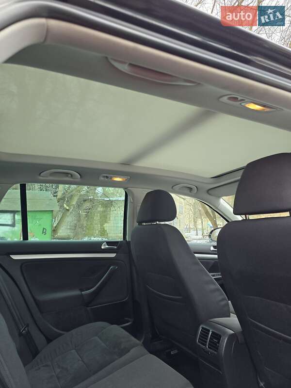 Volkswagen Golf 2010