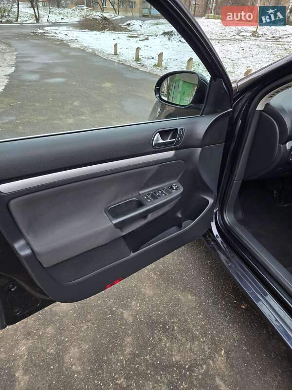 Volkswagen Golf 2010