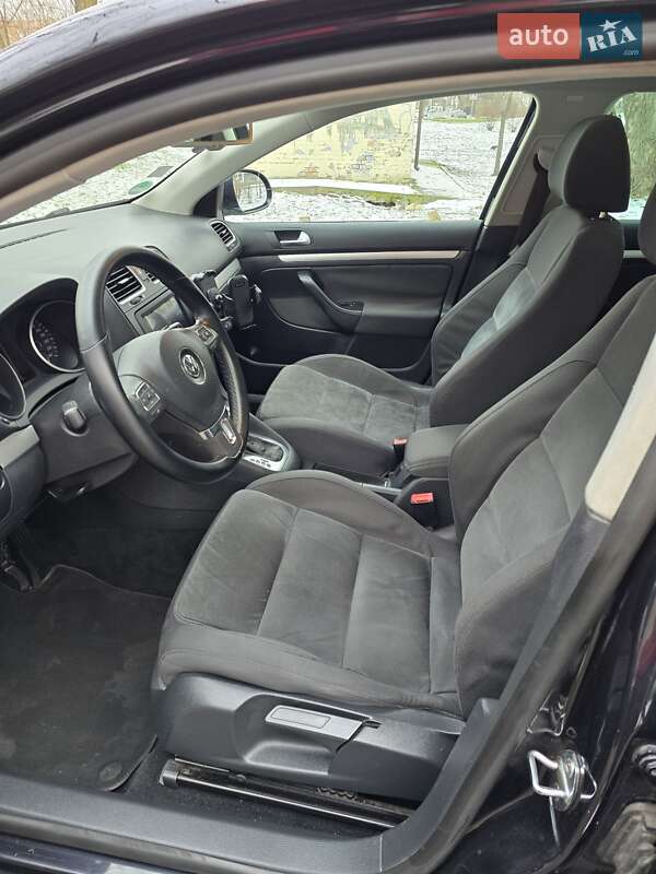 Volkswagen Golf 2010