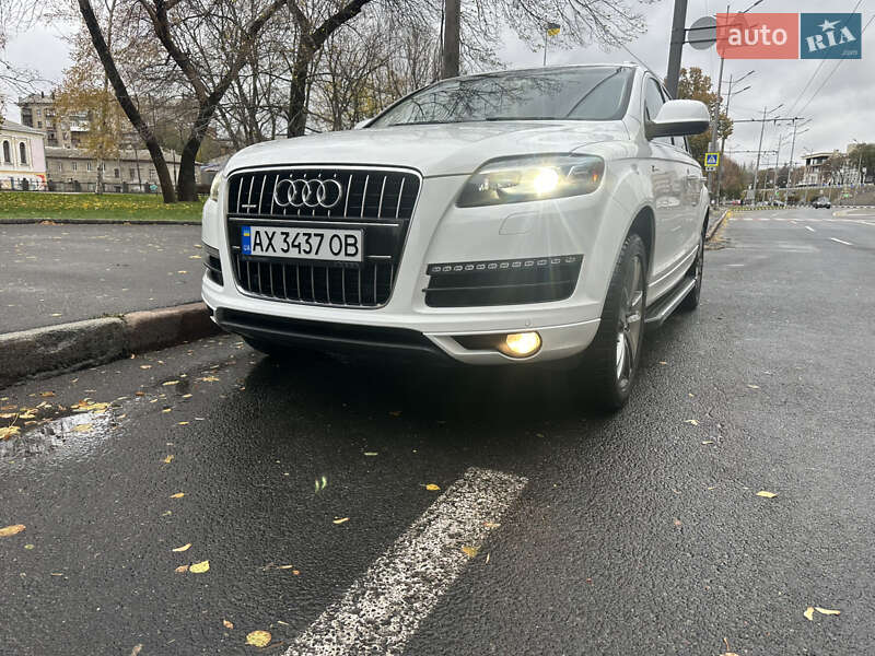 Audi Q7 2011