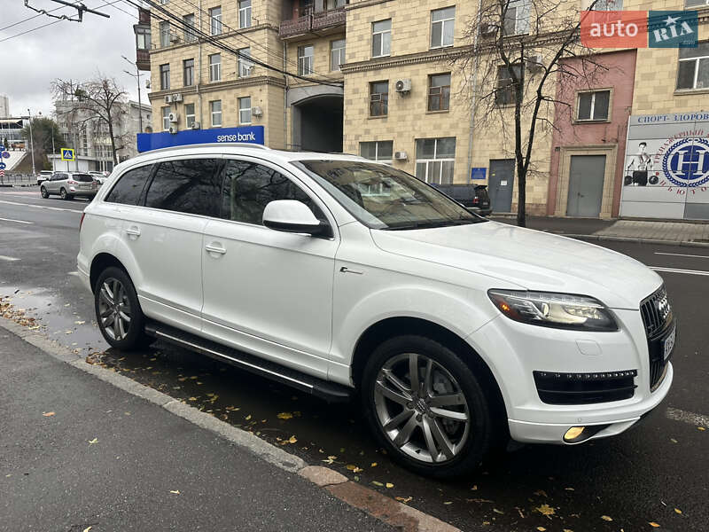 Audi Q7 2011