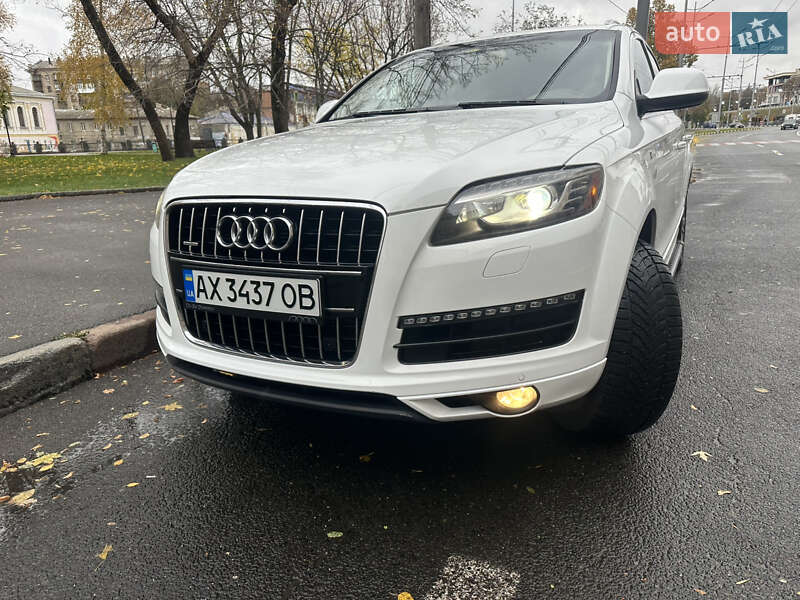 Audi Q7 2011