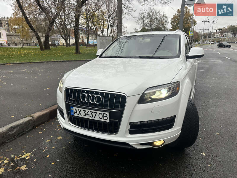 Audi Q7 2011