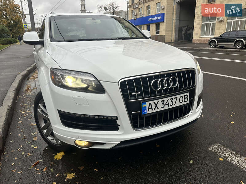 Audi Q7 2011